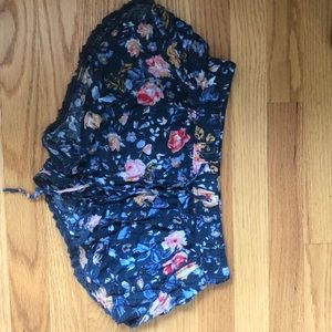 Flowy floral lounge shorts